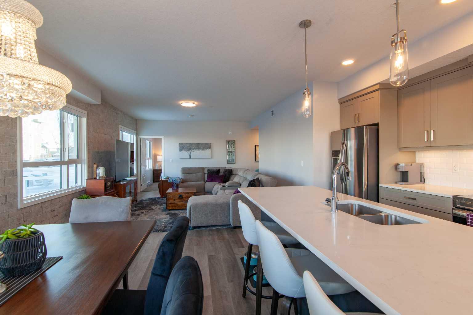 40 Carrington Plaza NW 103