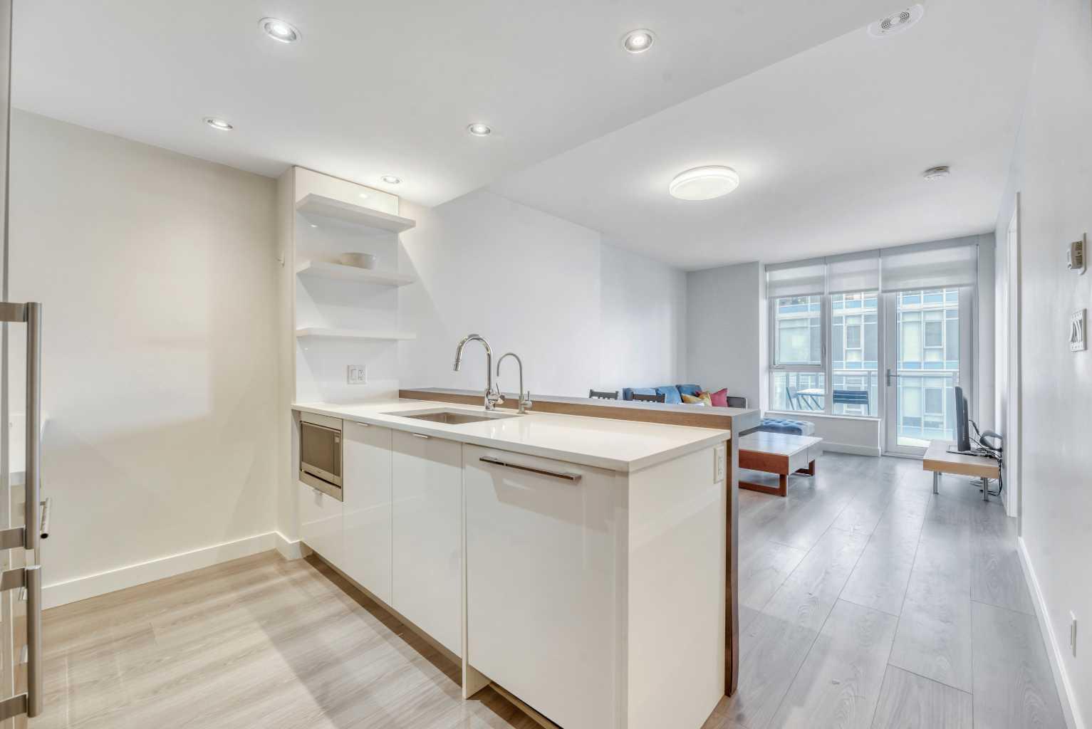 108 Waterfront Court SW 606