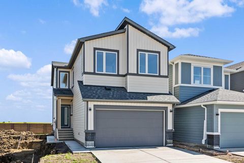 Photo of 159 Belvedere Crescent SE, Calgary, AB T2A 7Y5 (MLS # A2244672) Photo of 159 Belvedere Crescent SE, Calgary, AB T2A 7Y5 (MLS # A2244672)