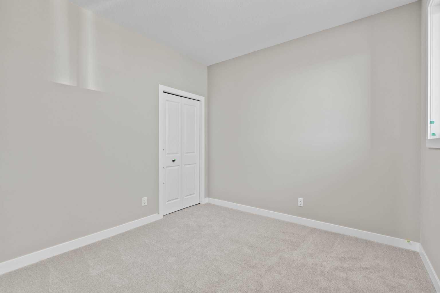 159 Belvedere Crescent SE