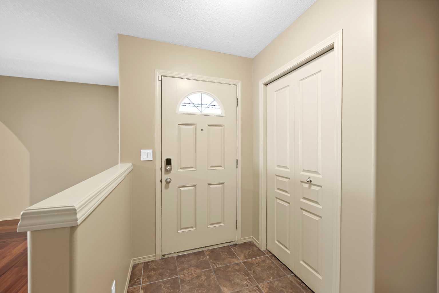 10 Bridlerange Circle SW