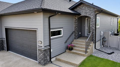 Photo of 5905 24 Avenue Close, Camrose, AB T4V 5J9 (MLS # A2332062)