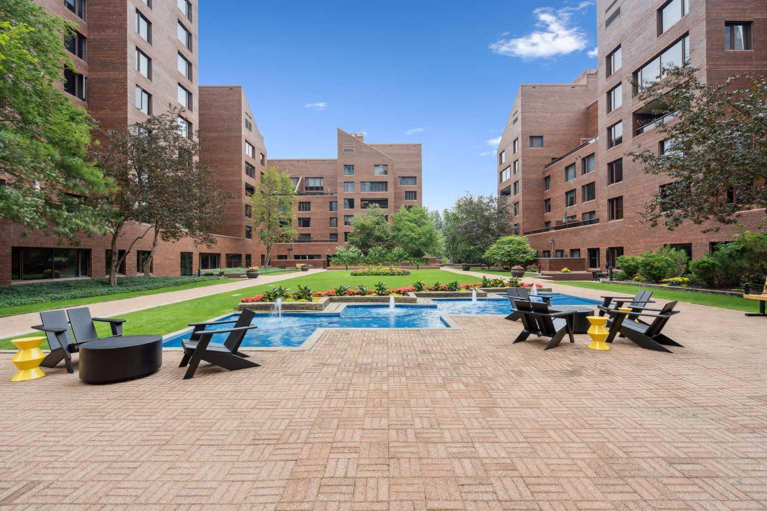500 Eau Claire Avenue SW 201B