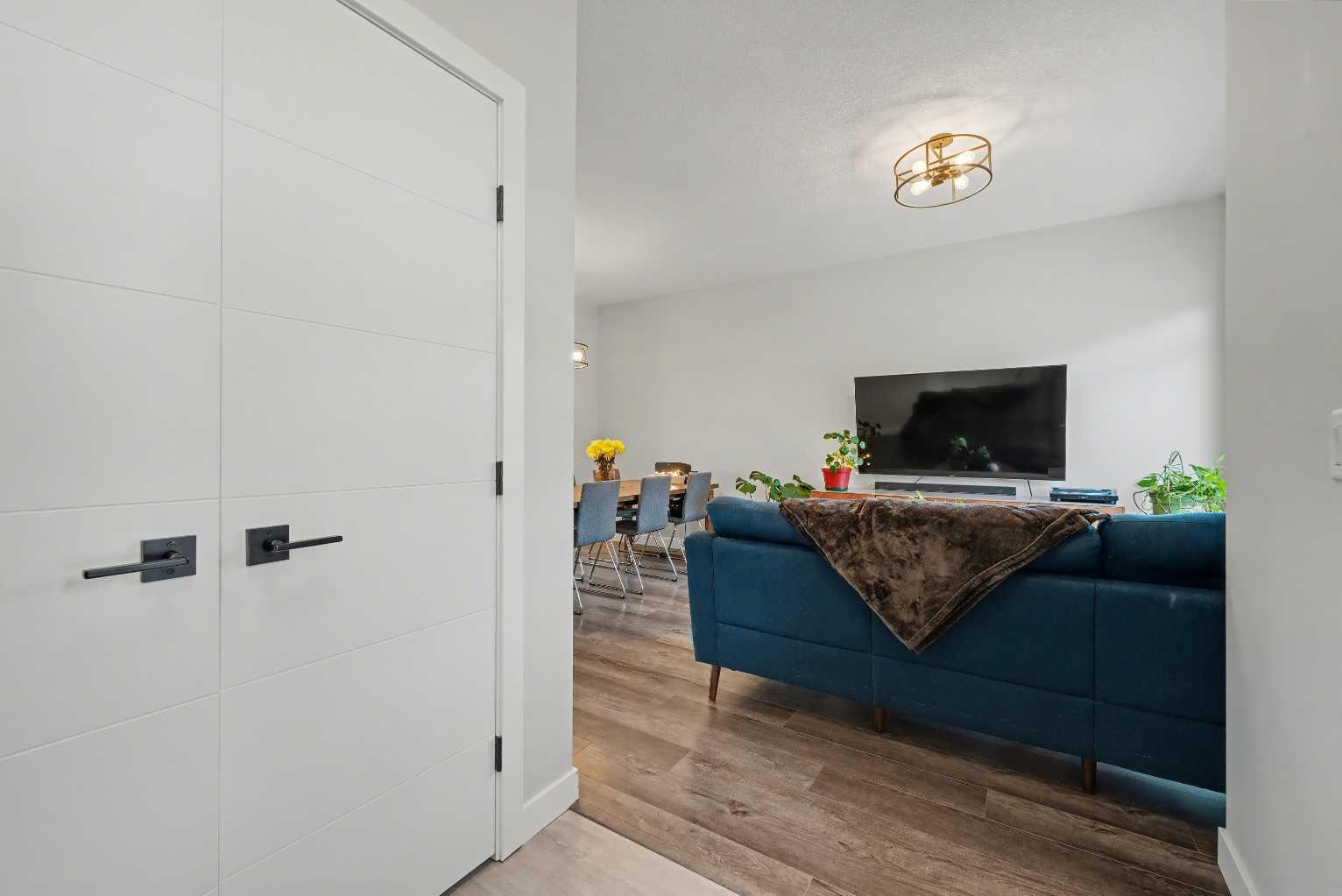 137 Sage Meadows Gardens NW