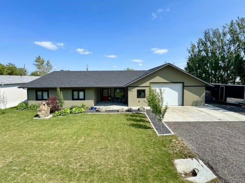 Photo of 412 Queen Avenue, Monarch, AB T0L 1M0 (MLS # A2320375)
