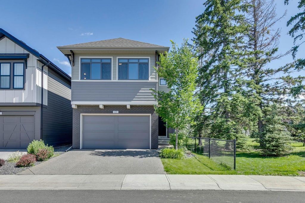 Photo of 69 Shawnee Green SW, Calgary, AB T2Y 0P5 (MLS # A2244390)
