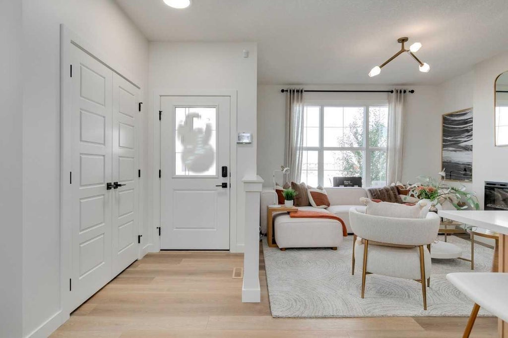 Photo of 31 Lewiston Park NE, Calgary, AB T3P 3A9 (MLS # A2341370)