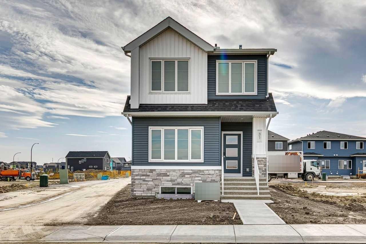 31 Lewiston Park NE