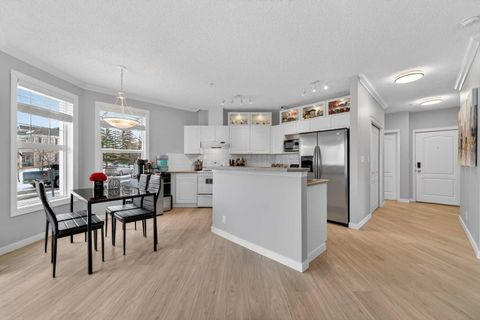 Property photo of 78 Prestwick Gardens Se 102, Calgary, AB T2z 3v2