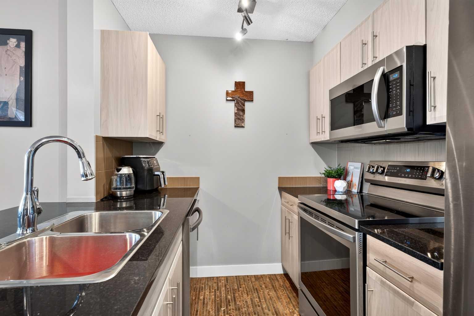 403 Mackenzie Way SW 2403