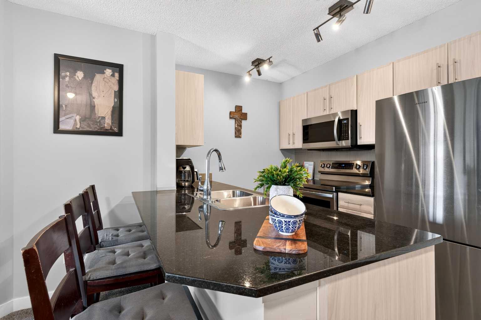 403 Mackenzie Way SW 2403