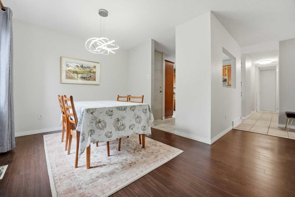 Photo of 12 Anders Street, Red Deer, AB T4R 1B8 (MLS # A2346892)