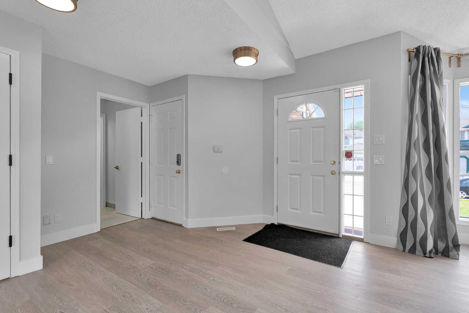 30 Hidden Circle NW