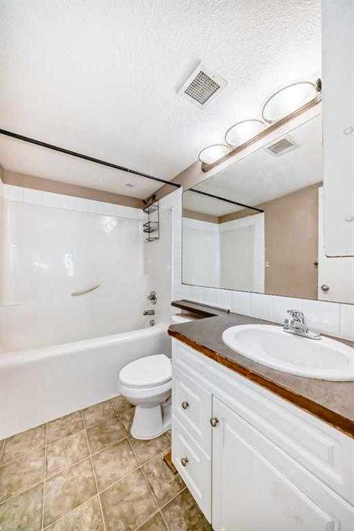 2000 Applevillage Court SE 411