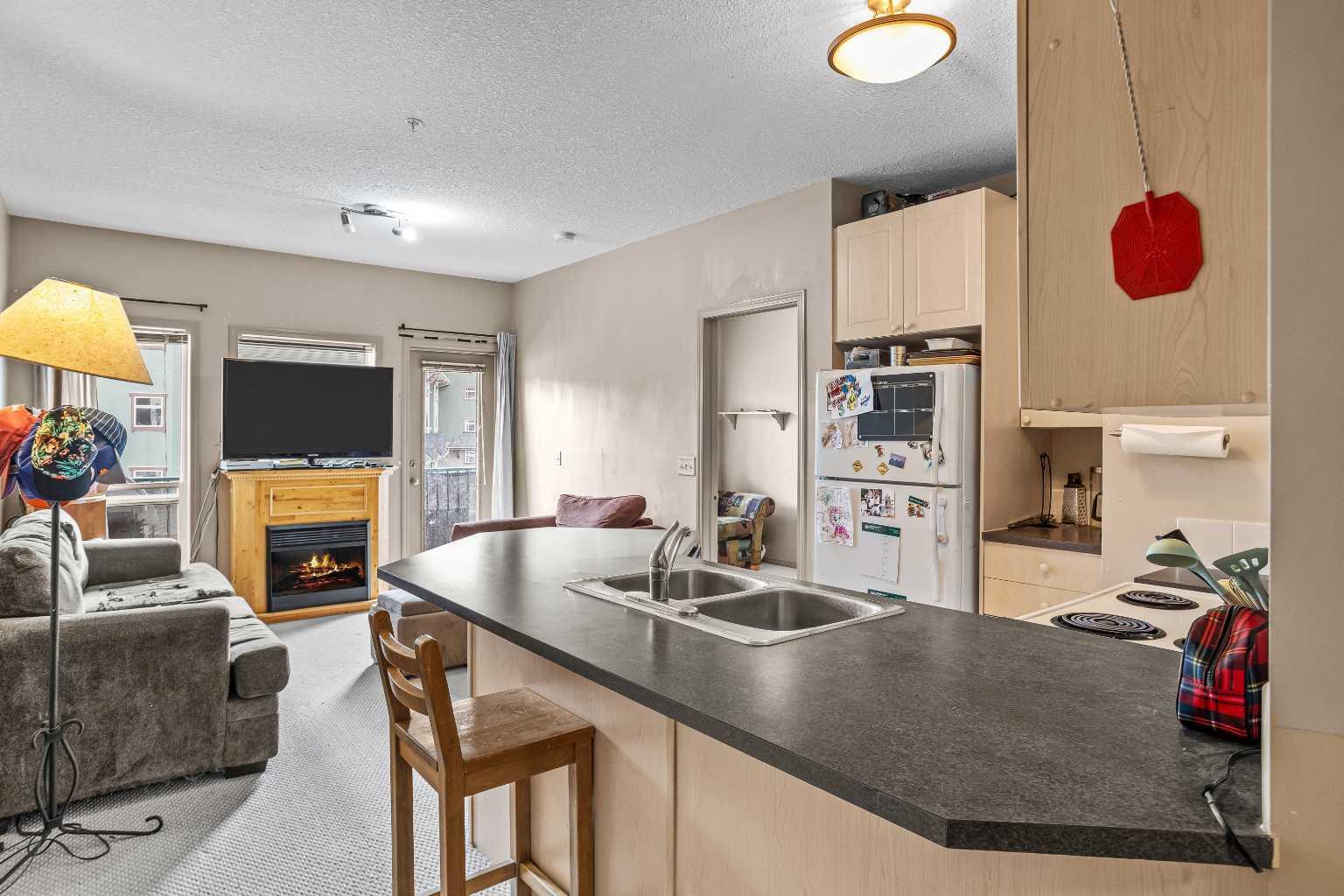 176 Kananaskis Way 224