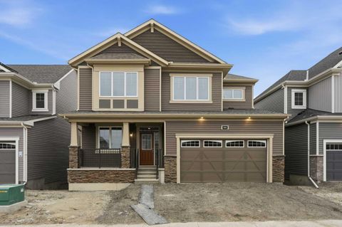 Photo of 56 Cityline Manor NE, Calgary, AB T3N 1H7 (MLS # A2291166)