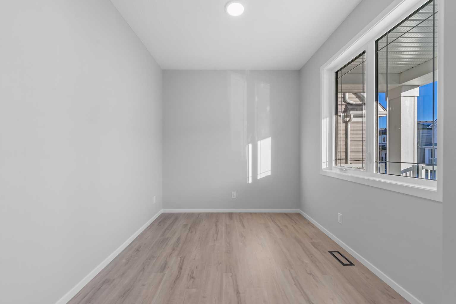 56 Cityline Manor NE