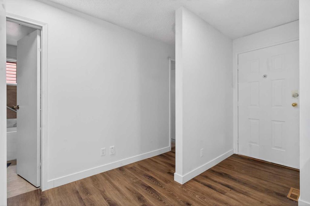 Photo of 128 Castledale Crescent NE, Calgary, AB T3G 5C0 (MLS # A2311079)