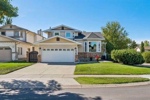 Photo of 24 Scenic Acres Drive NW, Calgary, AB T3L 1C2 (MLS # A2341285)