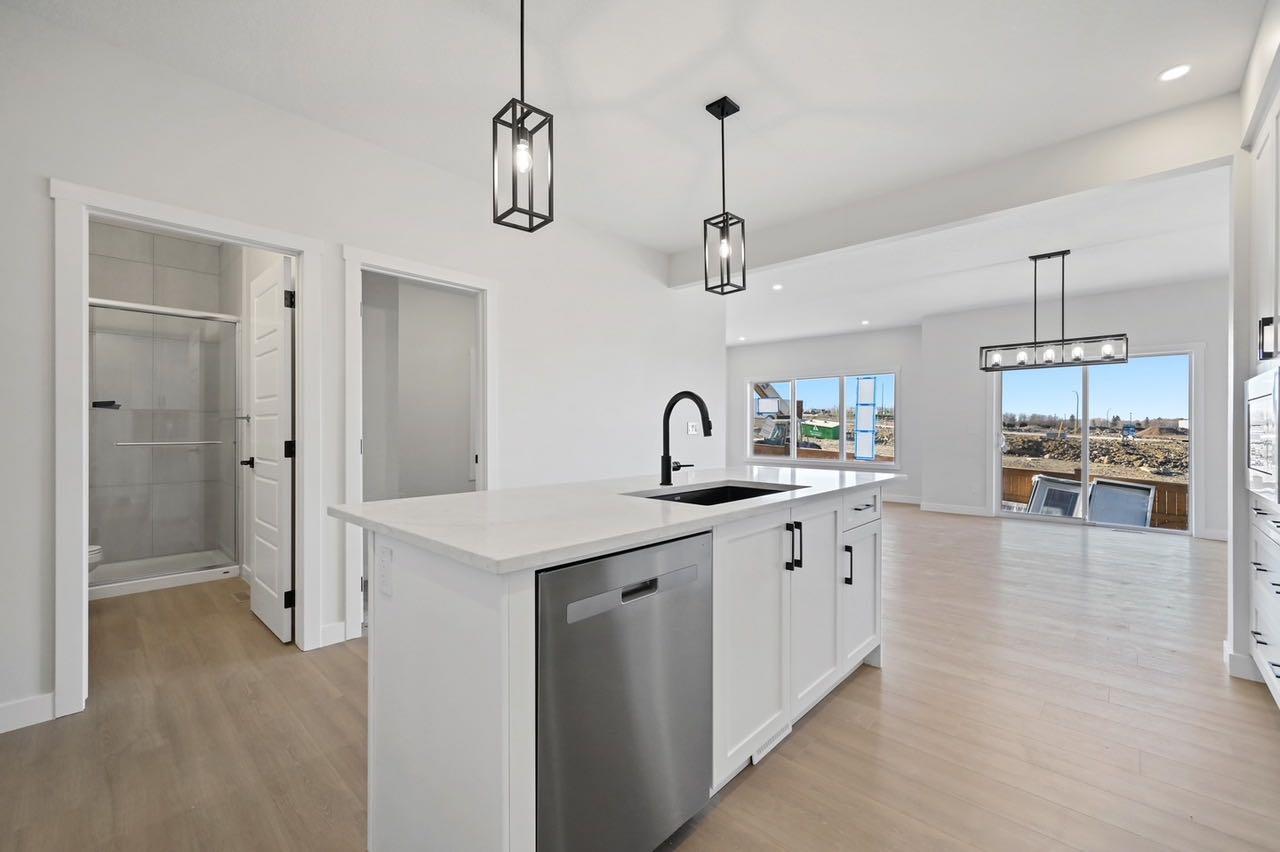 91 VERSANT Way SW