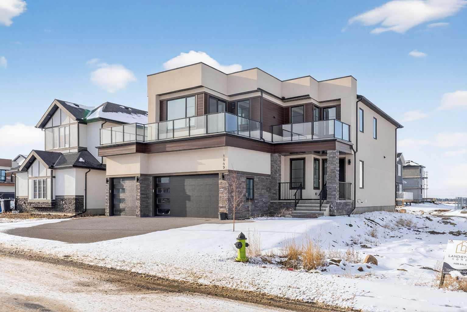 1049 Waterstone Green