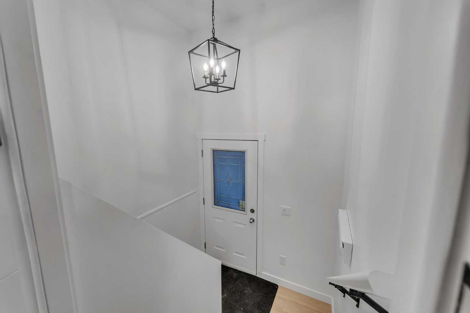 352 Lysander Place SE