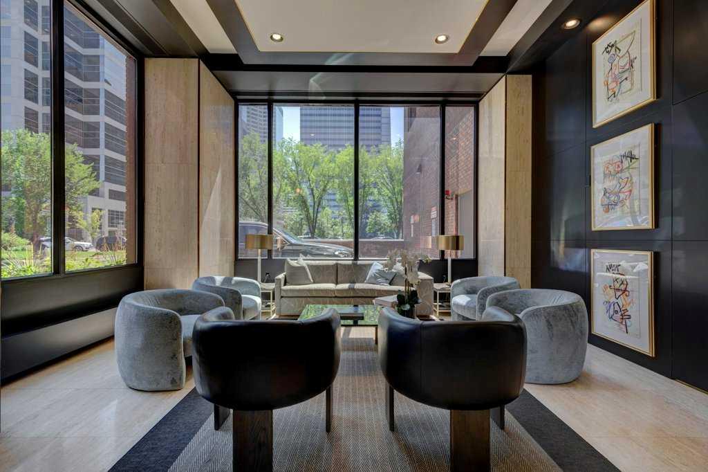 500 Eau Claire Avenue SW 1102D