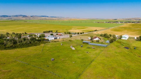 Photo of 73 TWP Road, Rural Pincher Creek No. 9, M.D. of, AB T0K 0P0 (MLS # A2348473)