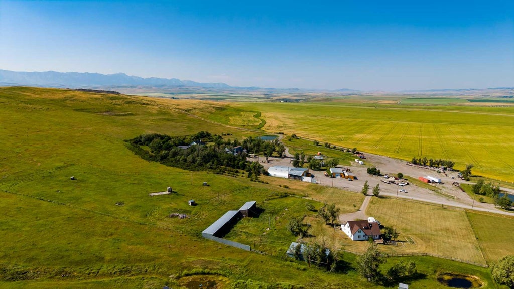 Photo of 73 TWP Road, Rural Pincher Creek No. 9, M.D. of, AB T0K 0P0 (MLS # A2348473)