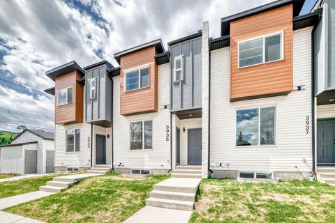 Photo of 3935 62 Street NW, Calgary, AB T3B 6R1 (MLS # A2308675)