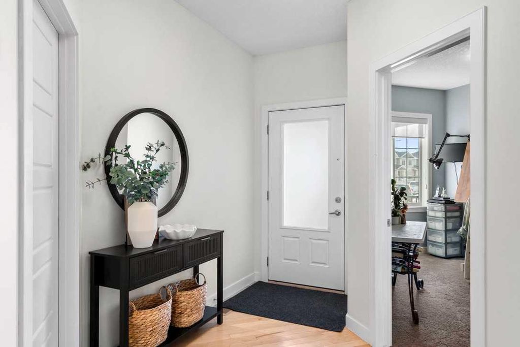 Photo of 25 Fireside Landing, Cochrane, AB T4C 0V9 (MLS # A2314774)