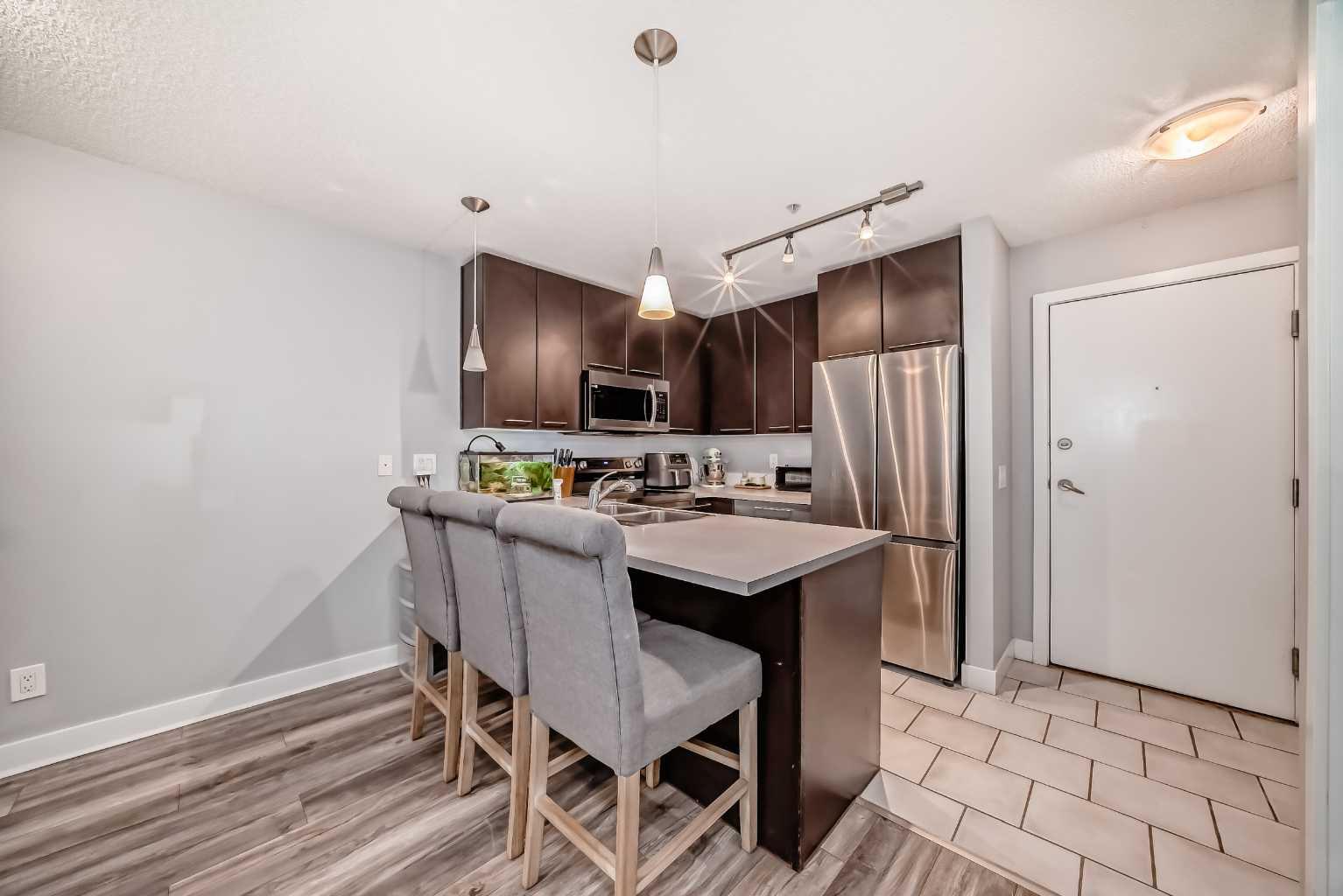 35 Richard Court SW 119