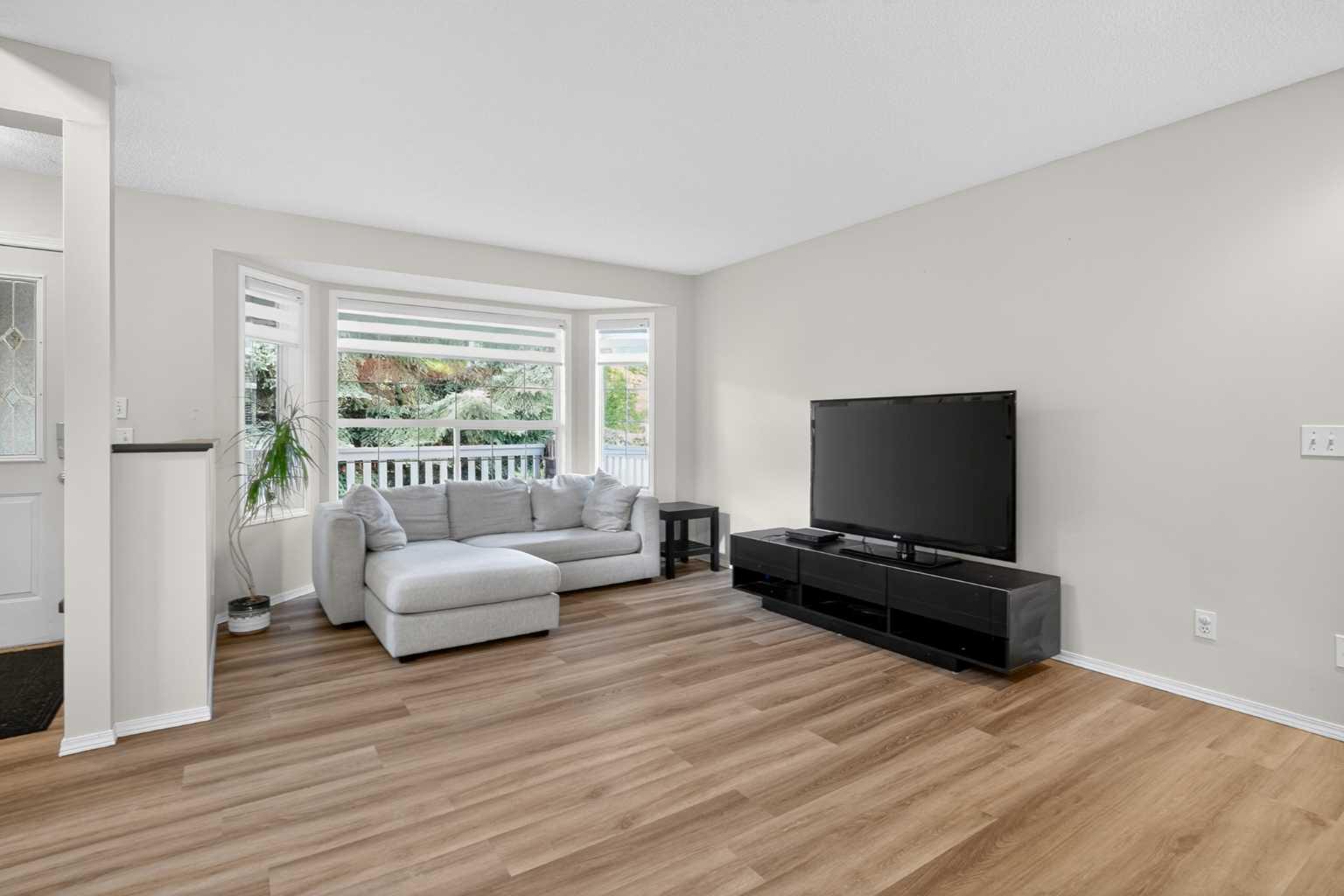 153 Mountain Park Drive SE