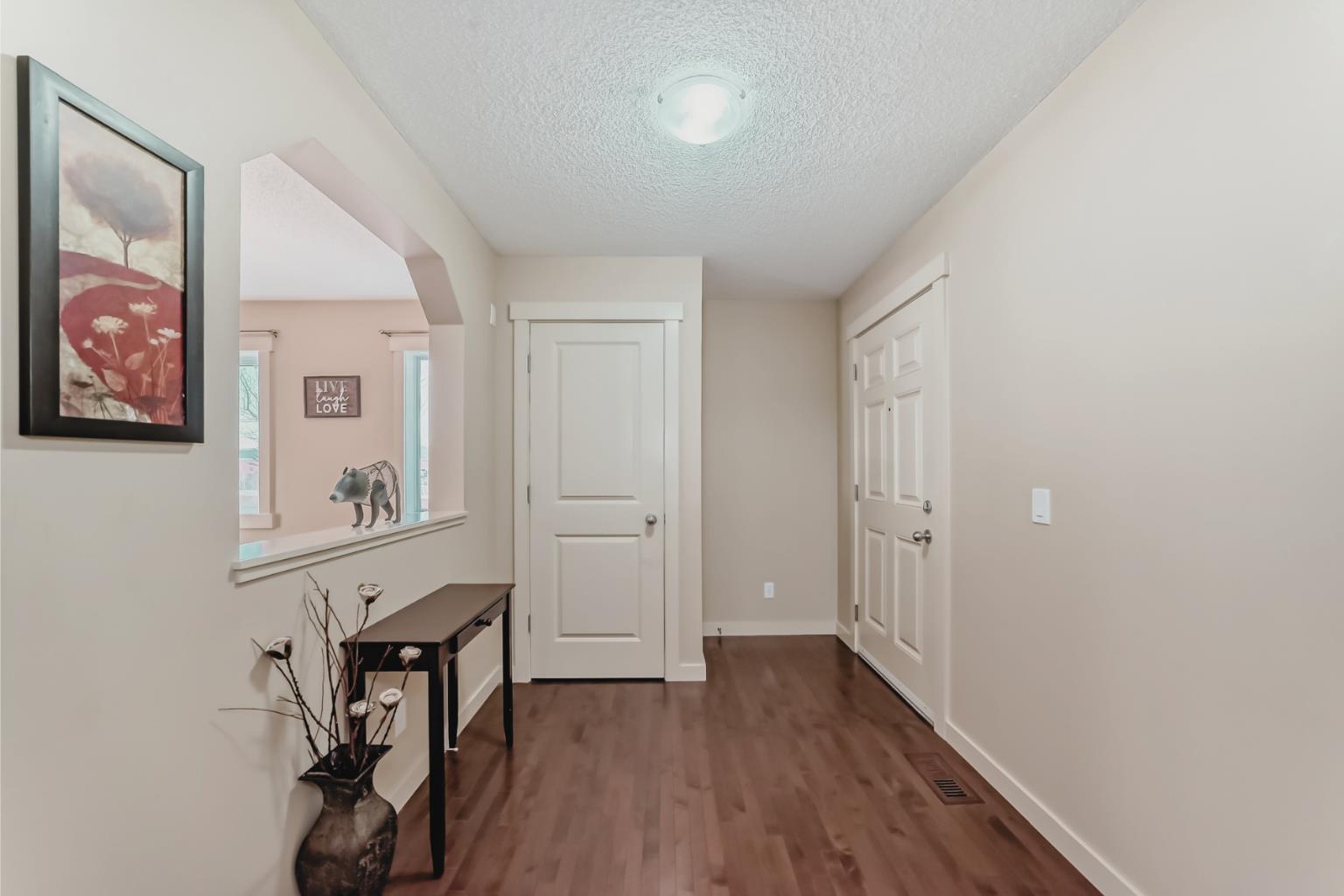 273 Silverado Plains Close SW