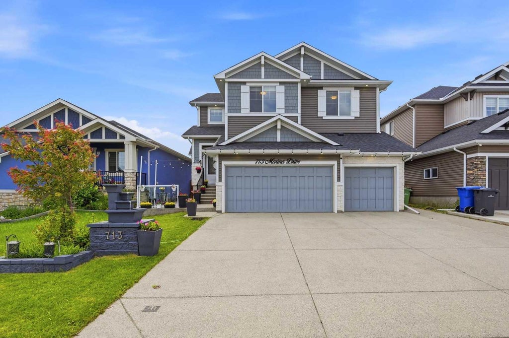 Photo of 713 Marina Drive Dr, Chestermere, AB T1X 0Y3 (MLS # A2323760)