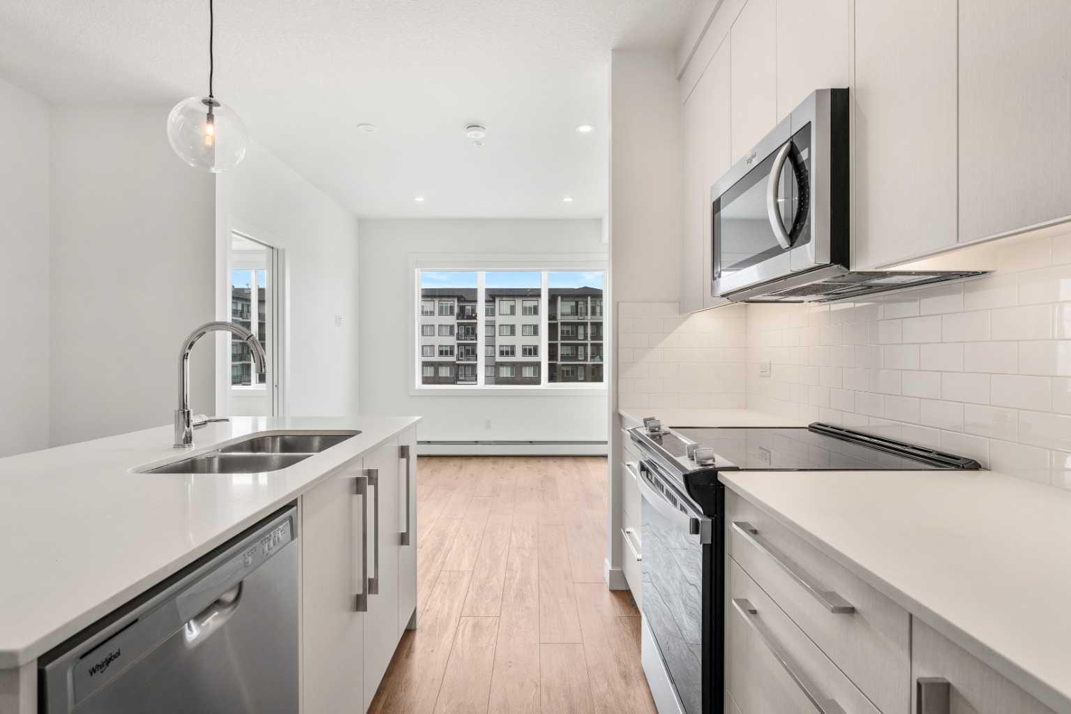 395 Skyview Parkway NE 2318