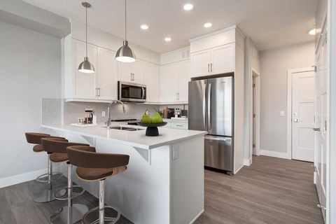 110 Greenbriar Place NW 1114 Calgary AB X0X 0X0