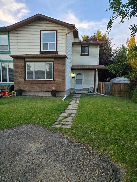 Photo of 215 Pineset Place NE, Calgary, AB T1Y 3Y7 (MLS # A2347082)