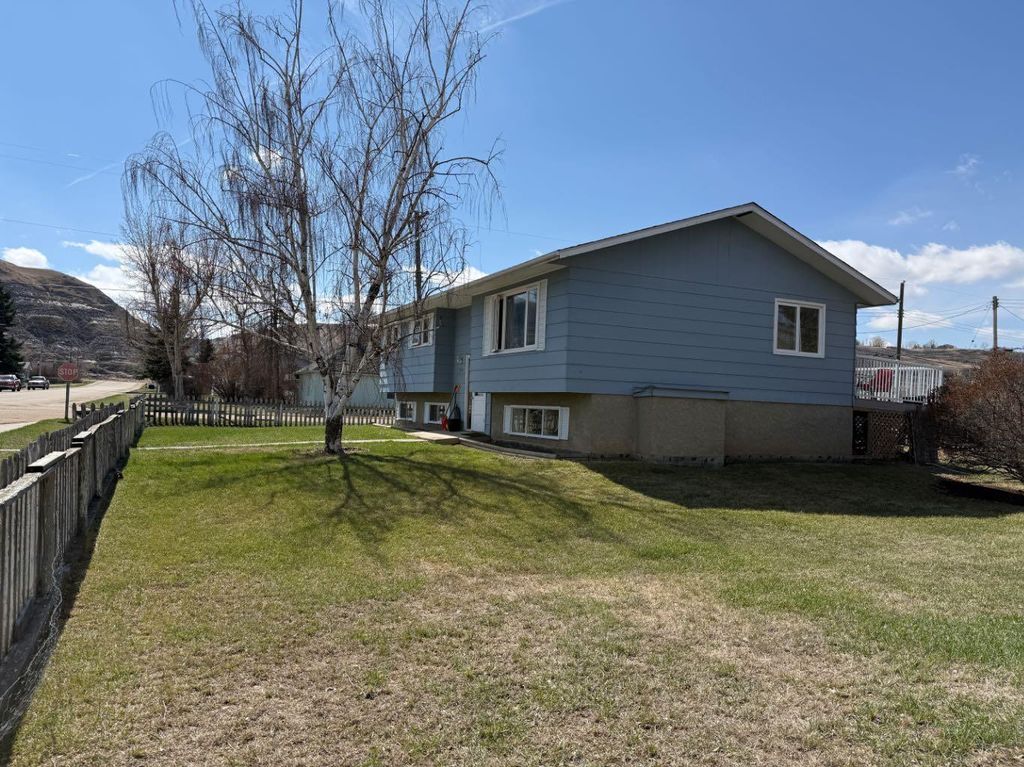 Photo of 217 2 Street St, Drumheller, AB T0J 2E0 (MLS # A2305735)