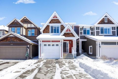 226 Auburn Crest Way SE Calgary AB T3M 1T6