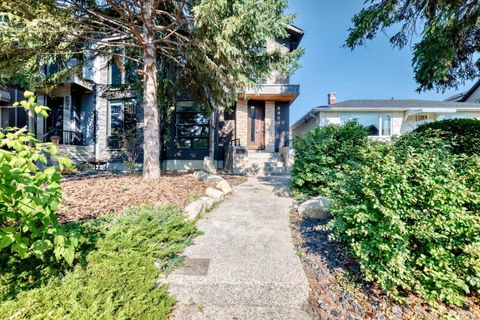 2428 31 Avenue SW Calgary AB T2T 1T8