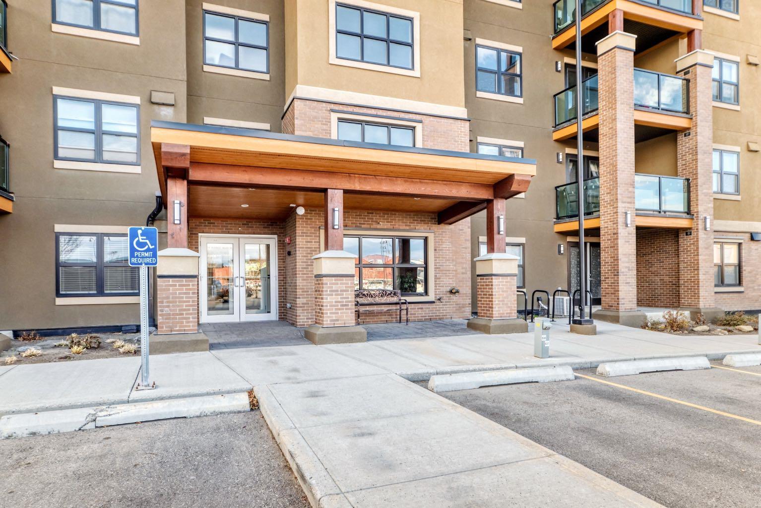 10 Market Boulevard SE 2110