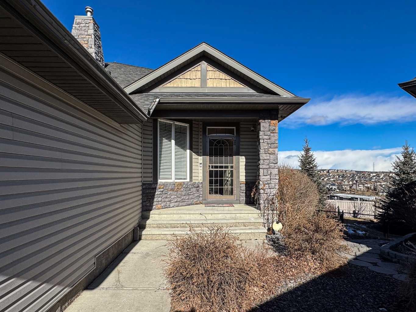 84 Kincora Terrace NW