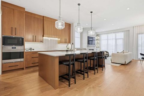 745 Serenity Bend Heritage Pointe AB T1S 3X3