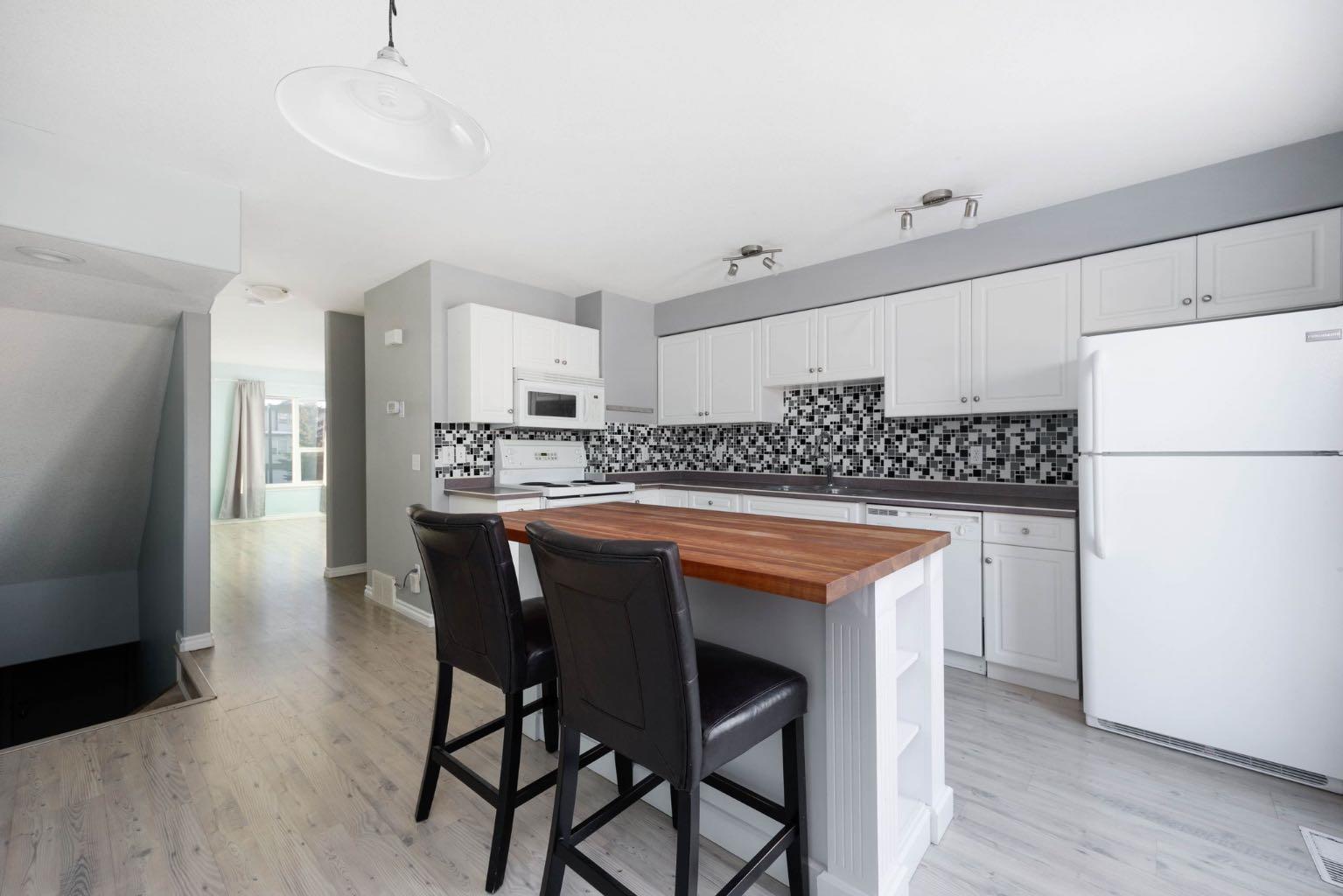 123 Arabian Drive 213