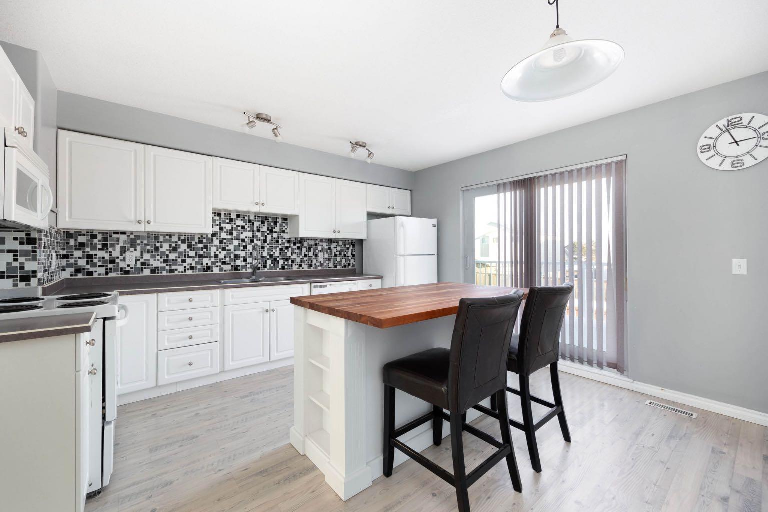 123 Arabian Drive 213