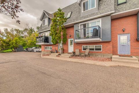 Photo of 643 5 Street SE, Medicine Hat, AB T1A 0N4 (MLS # A2322713)