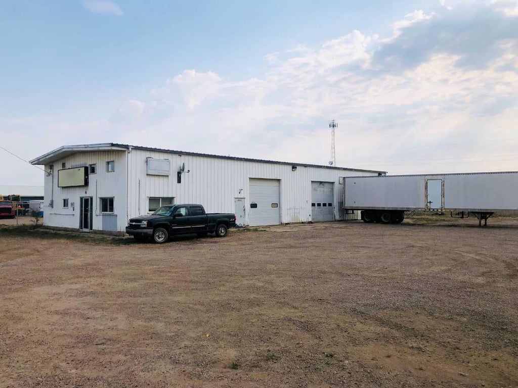 Photo of 10509/10601 95 Street, High Level, AB T0H 1Z0 (MLS # A2339485)
