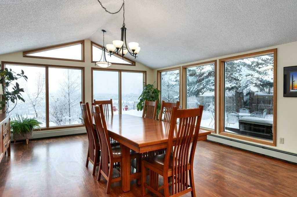 54 Wildwood Drive SW