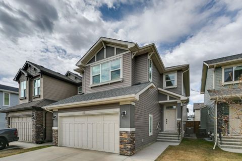 Photo of 80 Brightoncrest Point SE, Calgary, AB T2Z 5A7 (MLS # A2306642)
